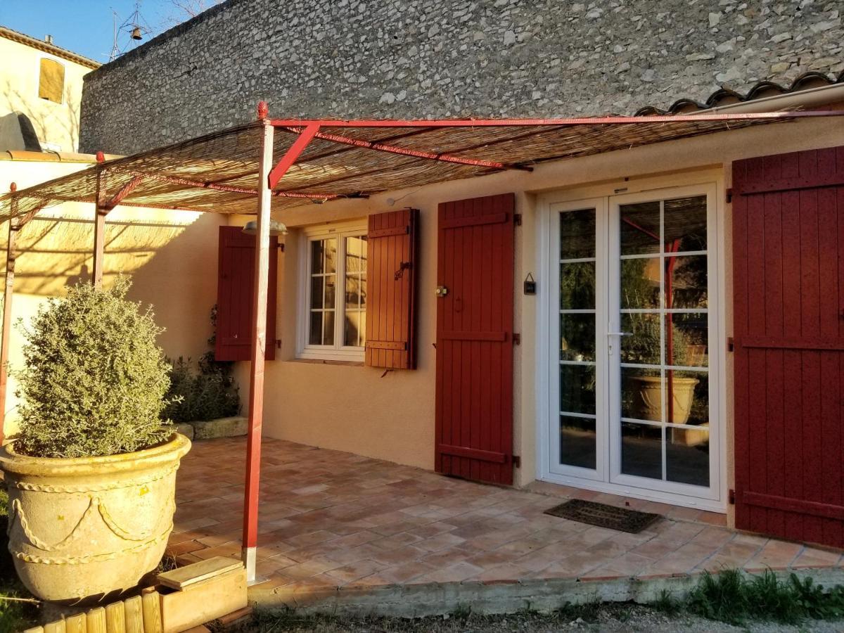 La Dolce Vita - Studio Dans Propriete Avec Piscine Montpeyroux  Экстерьер фото