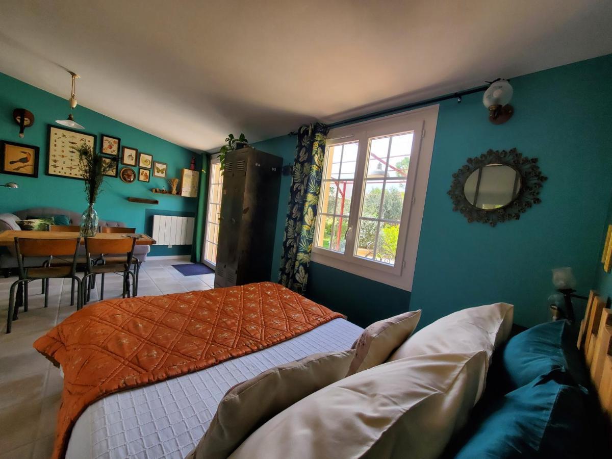 La Dolce Vita - Studio Dans Propriete Avec Piscine Montpeyroux  Экстерьер фото