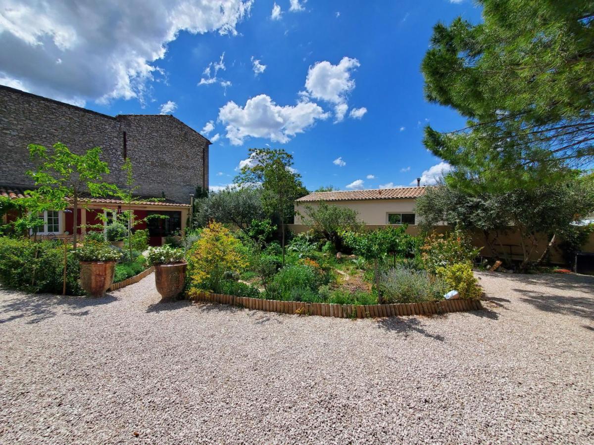 La Dolce Vita - Studio Dans Propriete Avec Piscine Montpeyroux  Экстерьер фото